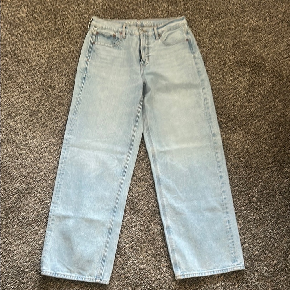 American Eagle Outfitters Light Blue Jeans